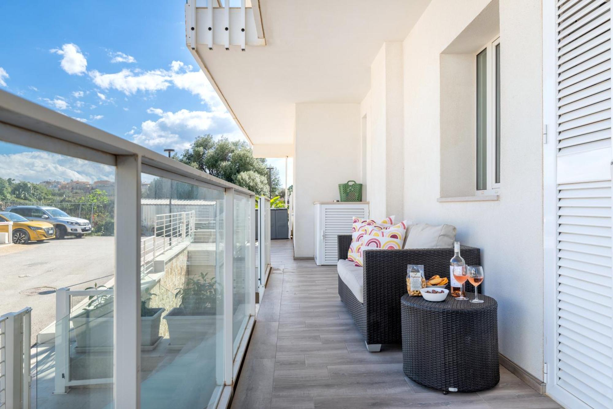 Exclusive Deluxe Apt Up To 6 People & Heated Tub Polignano a Mare Exterior foto