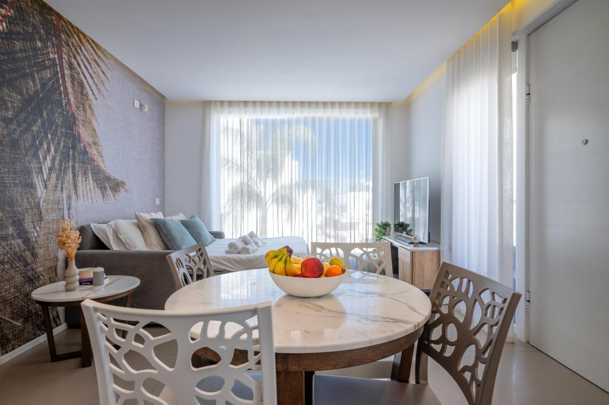 Exclusive Deluxe Apt Up To 6 People & Heated Tub Polignano a Mare Exterior foto